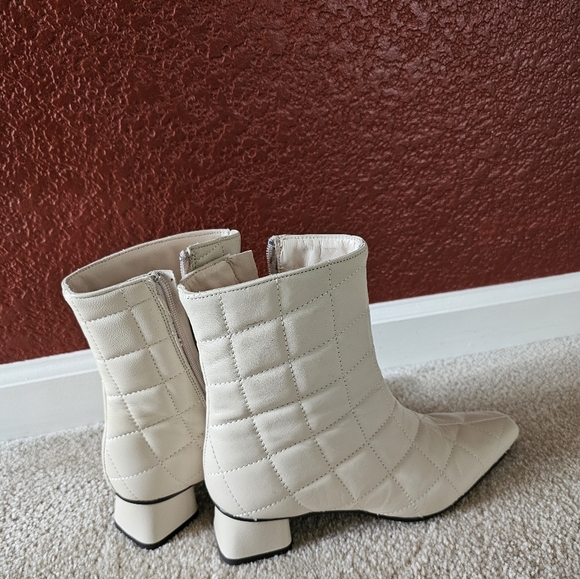 Chic Quilted Ankle Boots in Cream - Picture 1 of 7
